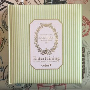 Laduree: Entertaining